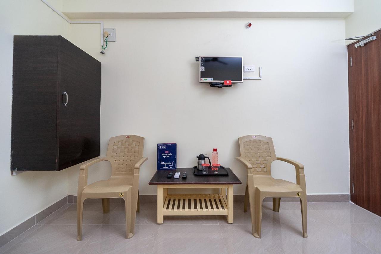 Oyo Hotel Sannidhi Residency Tirupati Eksteriør billede