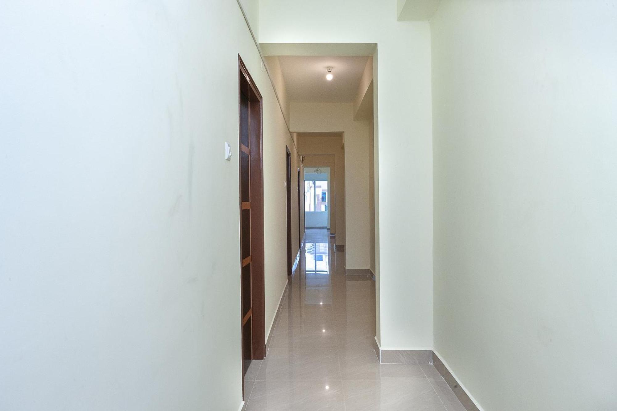 Oyo Hotel Sannidhi Residency Tirupati Eksteriør billede